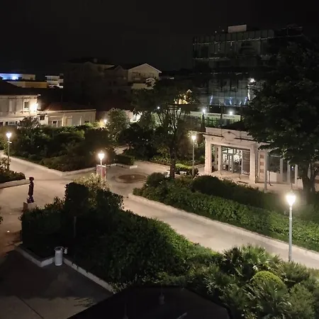 Hyper Centre - Spacieux 2 Parking Et Terrasse * ארסשון